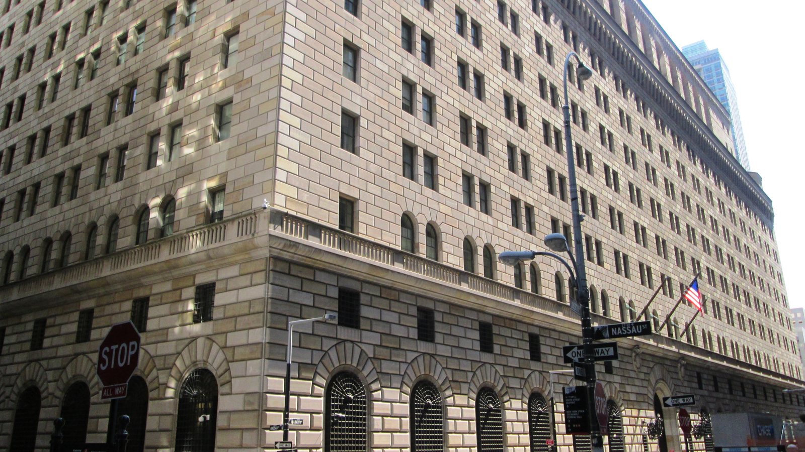 紐約聯邦準備銀行大樓外觀